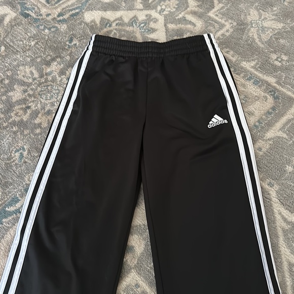 adidas sweatpants - Picture 2 of 3
